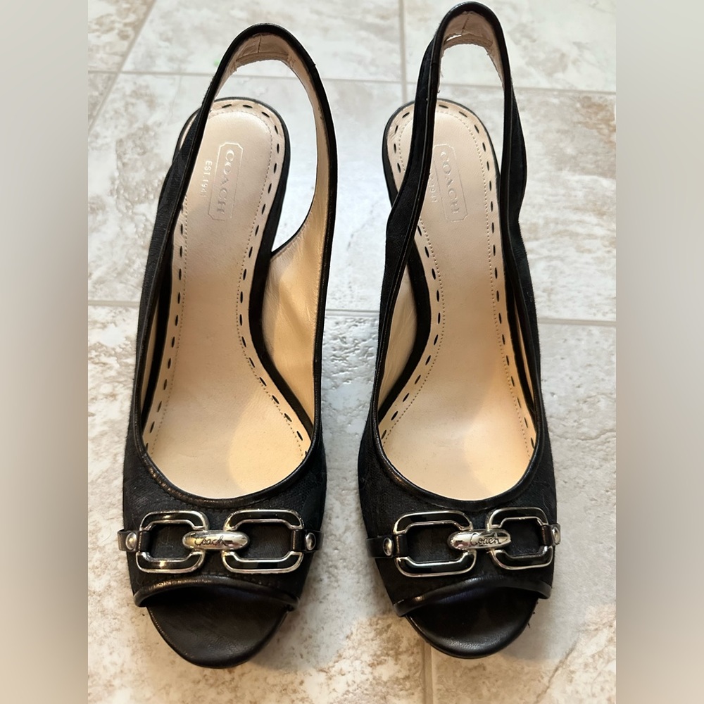 Coach wedge 8.5